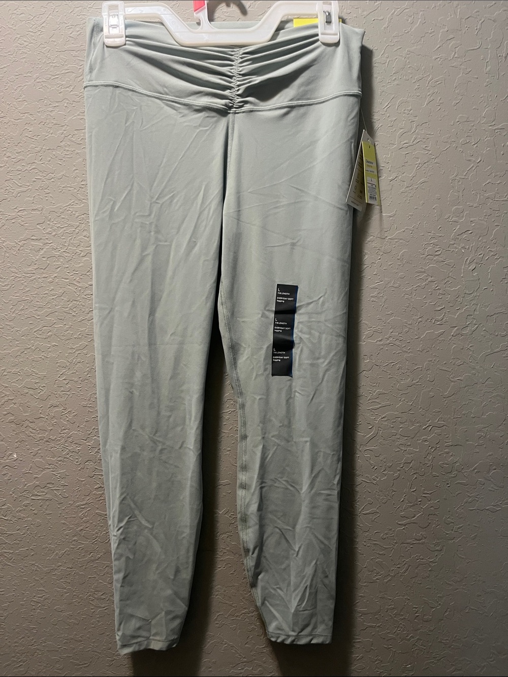 all in motion Light Sage Smooth Leggings
